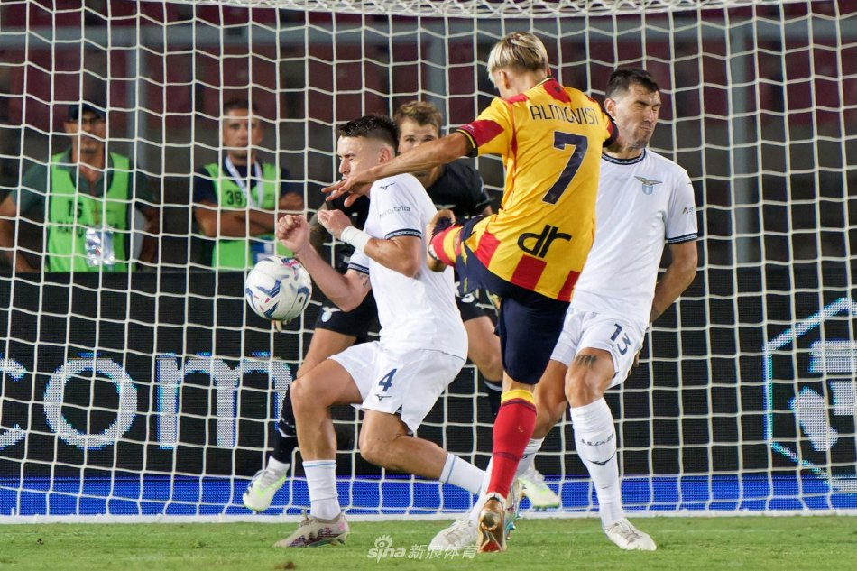 冠的意外出 冠的意外出