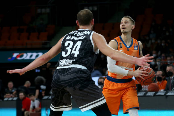 场比赛的高 场比赛的高