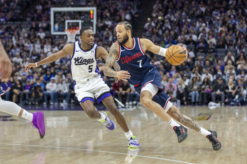 更将现场气 更将现场气