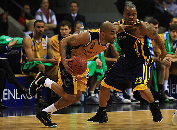 体育伊布续 体育伊布续